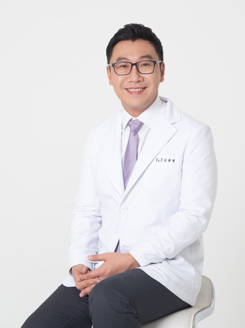[디바성형외과 김종명원장님 칼럼] 복코, 성형 진행으로 코끝 형태 개선 도모한다면